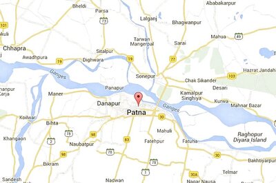 Patna-Islampur DMU Express runs over 5 people at Rajendra Nagar Station