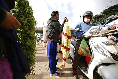 Asia Today: India's Daily New Virus Cases On Declining Trend