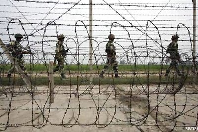 Pakistan violates ceasefire twice along International Border in Jammu, Kathua