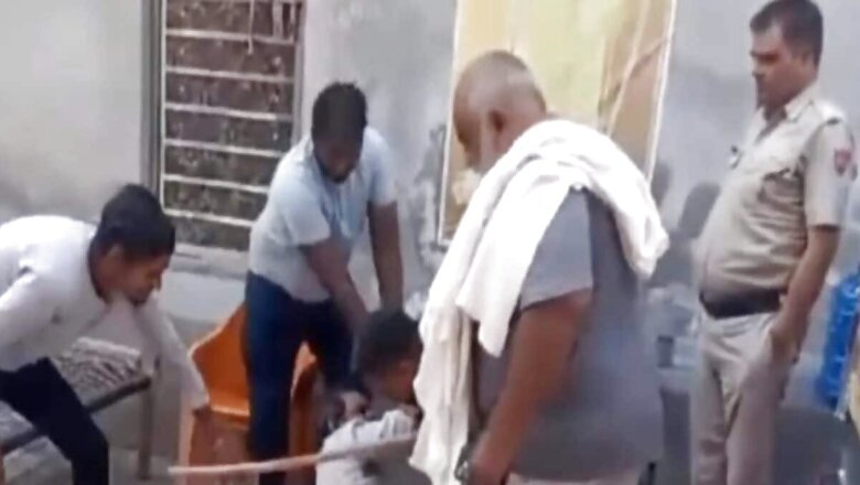 Out On Bail, Nuh Violence Accused Bittu Bajrangi Thrashes Man in Police Presence | Video