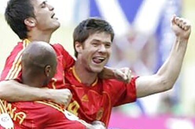 Spain ready to rewrite soccer history