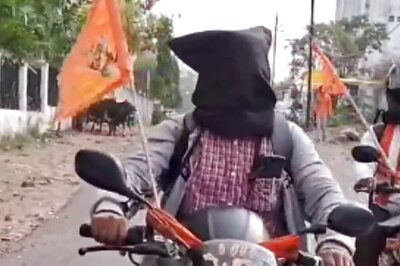 Two Telangana Magicians Go To Ayodhya Blindfolded On Motorcycles