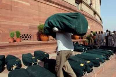 Govt discusses Fin Comm suggestions