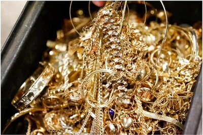 Gold Price Today Trades Below Rs 47,000-mark, Silver Drops. Experts Advise to Stay Put