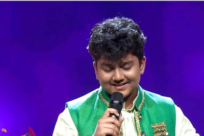 Aalhad Shinde Mesmerises Everyone With His Performance, Makes Family Proud
