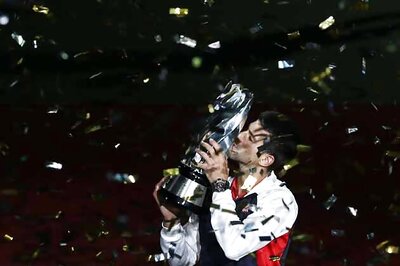 Djokovic defeats Murray to win Shanghai Open