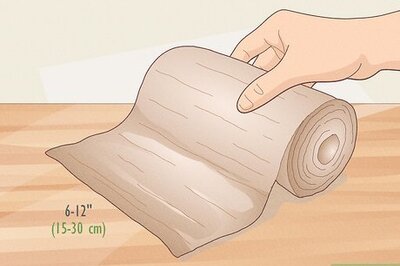 How to Make a Burlap Wreath