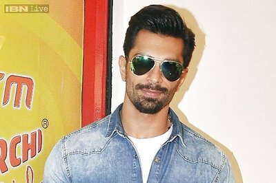 Karan Singh Grover feels TV pays much better than films
