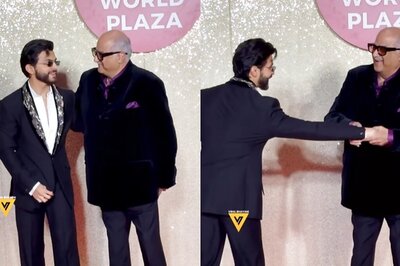 Boney Kapoor Pulls Janhvi Kapoor's Rumoured BF Shikhar Pahariya For Pics At Jio World Plaza Launch: Watch