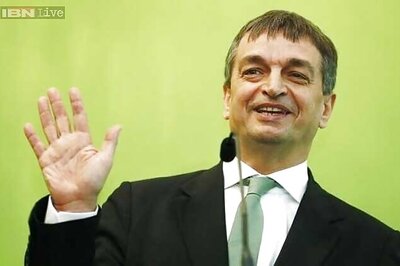 Jerome Champagne to run against Sepp Blatter for FIFA presidency