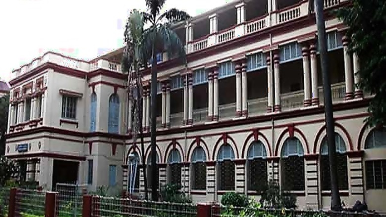 Jadavpur University students, teachers hold rallies, classes affected