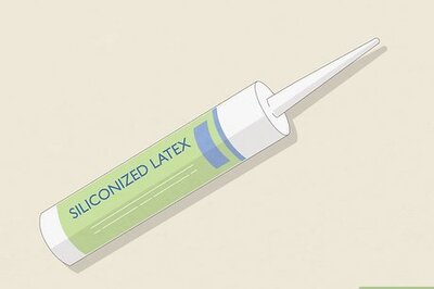 The Best Method for Caulking Windows