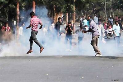 Telangana: OU students clash with police