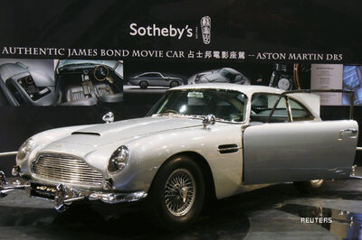 James Bond's Aston Martin car sells for $4.6 mln