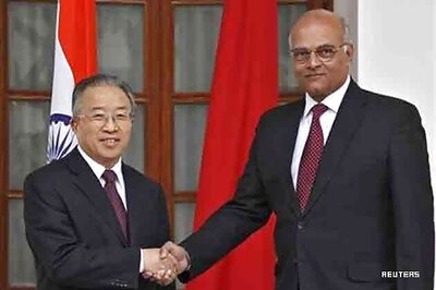 India, China seek to avoid border flare-ups