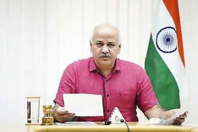 Manish Sisodia Reviews Pilot Project by School Students Under Entrepreneurship Mindset Curriculum