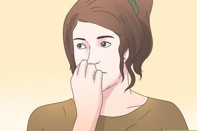 How to Be Calm While You're Getting Your Bellybutton Pierced