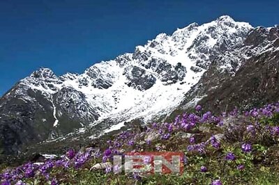 Centre nod for use of satellite phones in Himalayas on September 27