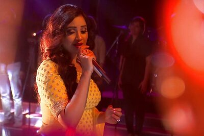 Shreya Ghoshal Croons Heart-Wrenching Number for T-series Mixtape