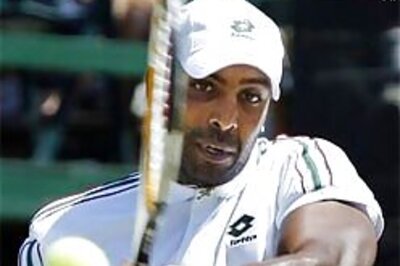 Romania win both singles against India in play-off tie