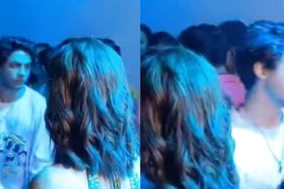 Aryan Khan Ignores Ananya Panday At Maja Ma Screening? Watch Viral Video