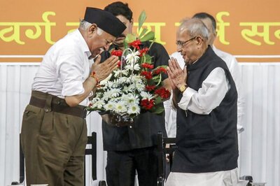 Shiv Sena Sees 2019 Plan Behind RSS-Pranab Bonhomie, Sharmistha Rules Out Dad's Comeback