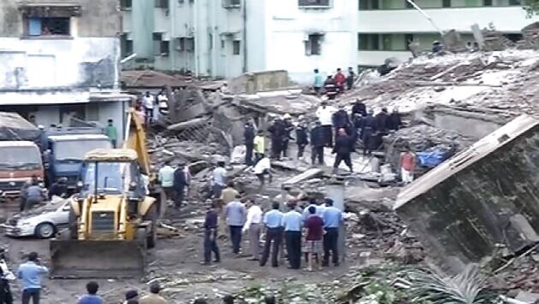 Mumbai: Onlookers cheer as rescue team pulls out 5-year-old girl alive from debris
