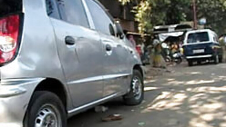 11 people knocked down by speeding car in Mumbai