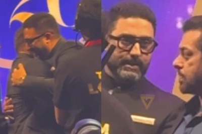 Salman Khan Hugs Abhishek Bachchan, Bonds With Him at Anand Pandit's Bash; Aishwarya Rai MIA; Watch