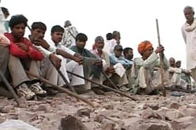 Gurjars relent after 17 days, to hold talks with govt today