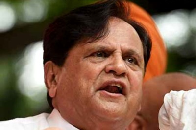 Congress MP Ahmed Patel Tests Positive for Covid-19, Urges Those in Contact with Him to Get Tested