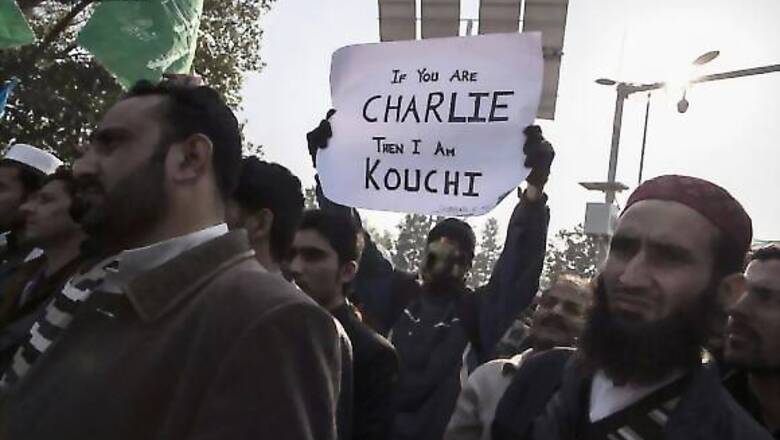 Protesters clash with Pakistan police near French consulate