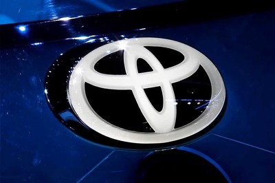 Toyota Planning to Expand Production, Reduce Cost of Hydrogen Fuel Cell Vehicles