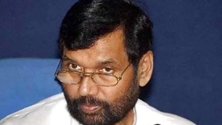 Ram Vilas Paswan takes swipe at Rahul Gandhi over sabbatical