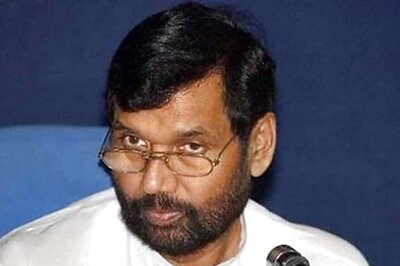 Ram Vilas Paswan takes swipe at Rahul Gandhi over sabbatical