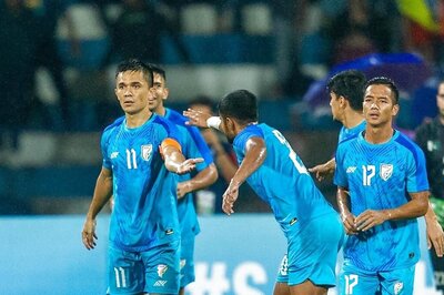 WATCH: Sunil Chhetri Takes Advantage of Goalkeeper's Blunder to Score Opening Goal Against Pakistan