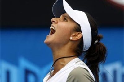 Tennis experts believe Sania needs to improve