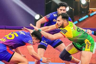 PKL: Patna Pirates Beat Dabang Delhi to Reach Semis, Haryana Steelers Win Playoff Tie Against Gujarat Giants