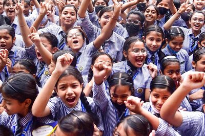 CBSE 10th, 12th Results 2022: Students & Parents Seek 'Justice', Want CBSE to Revise Final Result Formula