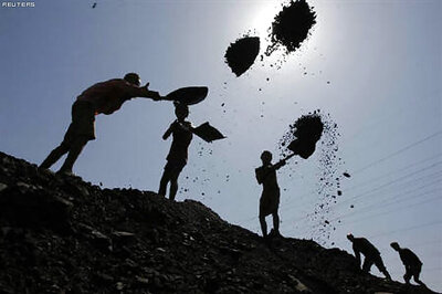 Goa Congress slams BJP for paying sacked miners