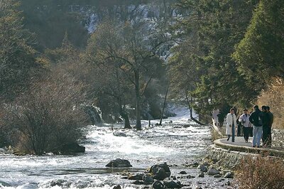 Over 50,000 Tourists Evacuated After China Earthquake