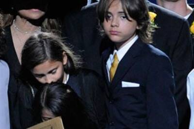 Long Live the King! MJ moonwalks into history