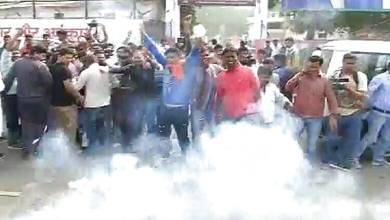 BJP orders 100 kg of sweets, firecrackers