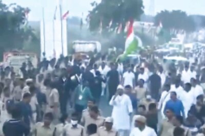 Congress Resumes Telangana Leg of Bharat Jodo Yatra After 4-day Diwali Break, Leaders Join Rahul Gandhi