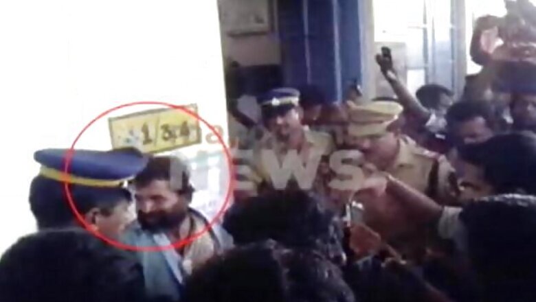 Kerala: Girl pushed off moving train