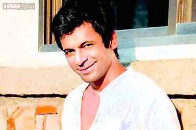 Is Sunil Grover playing the second lead in Akshay Kumar's 'Gabbar'?