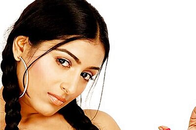 Padmapriya excited about item number