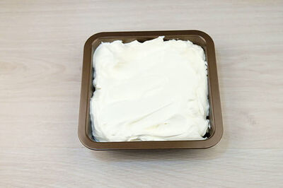 How to Dye Eggs with Cool Whip