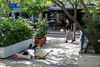 Minister: Over 10,000 Migrants Stopped From Entering Greece