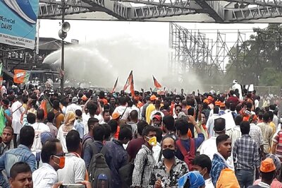'Insult to Sikh Community': BJP Slams Bengal Cops for Removing Man's Turban During Arrest at Violent Rally